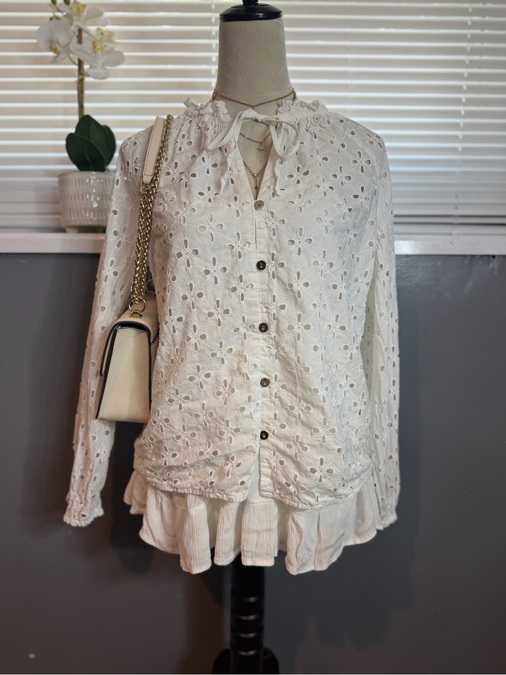 Nine West White Eyelet Cotton Tie Neck Blouse Medium Cottagecore Coquette